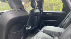 Volvo XC60 2.0 B5P Plus Dark 5dr AWD Geartronic Petrol Estate